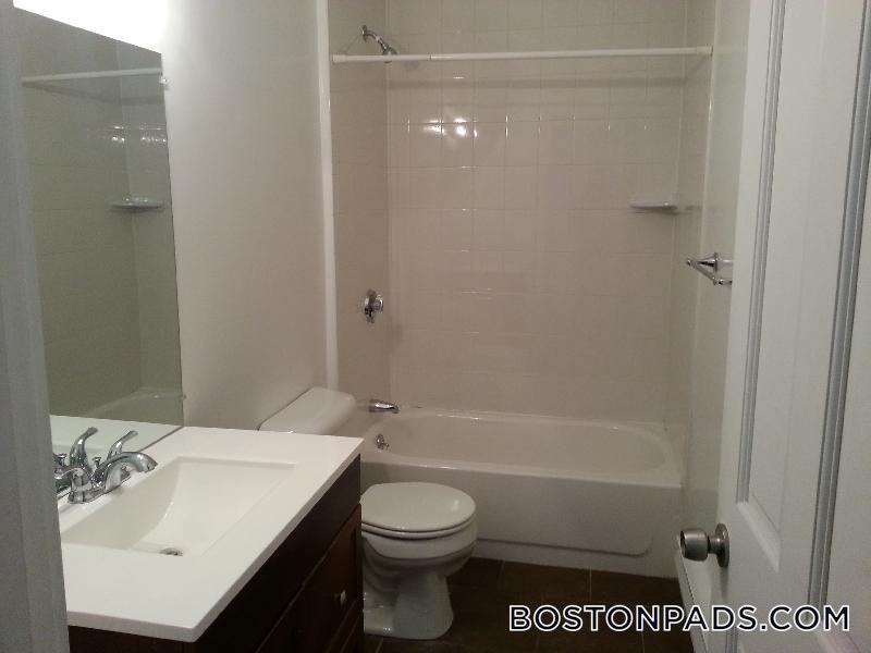 Building Photo - 27 Buttonwood St