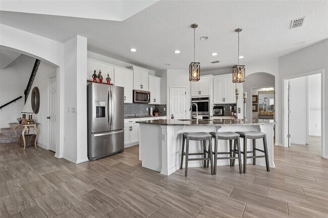 Building Photo - 343 Blue Cypress Dr