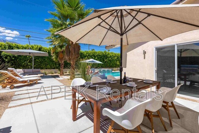 Building Photo - 2355 W Nicola Rd