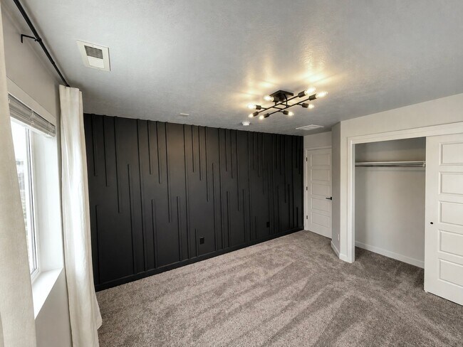 Building Photo - 759 S 290 W