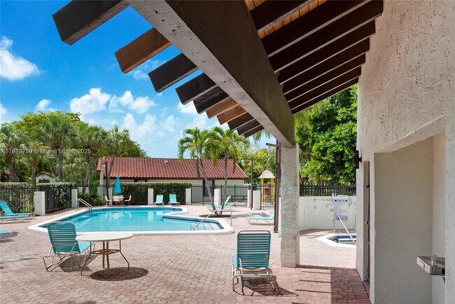 Building Photo - 11311 SW 134th Ave