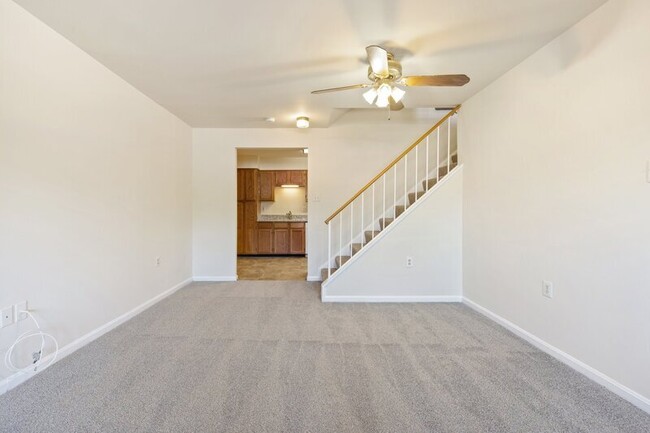 Building Photo - 7511 Belle Grae Dr