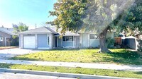 Building Photo - 1940 N Woodridge Way