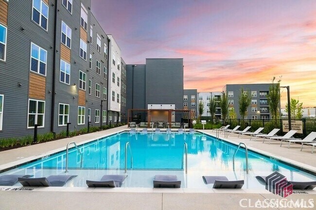 Building Photo - 180 Newton Bridge Rd