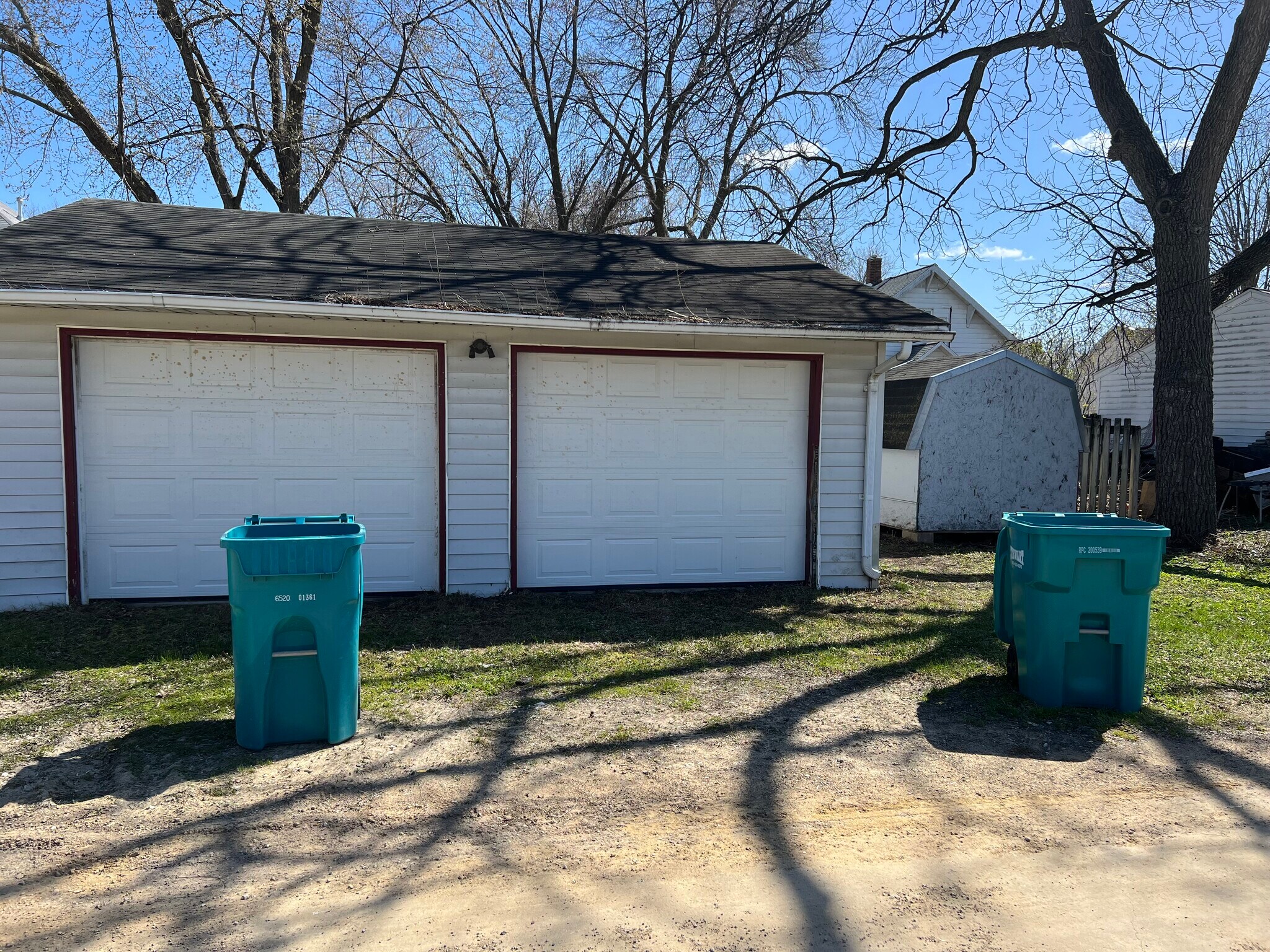 2 Unit Garage - 513 3rd Ave SE