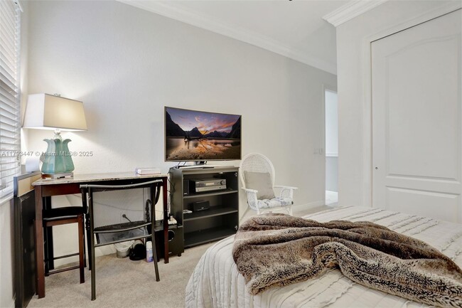 Building Photo - 8840 S Miralago Way