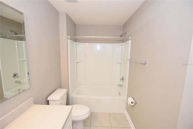 Building Photo - 207 Redbud Rd