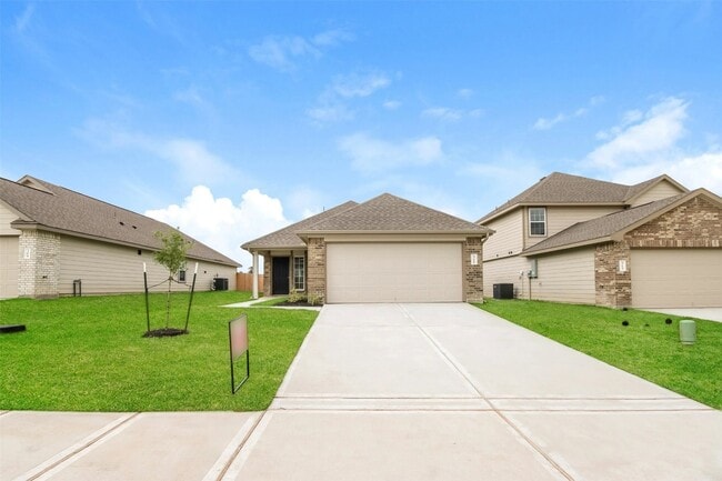Primary Photo - 311 Pronghorn Dr