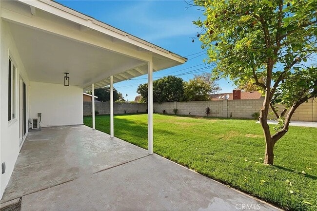 Building Photo - 9519 Maryknoll Ave