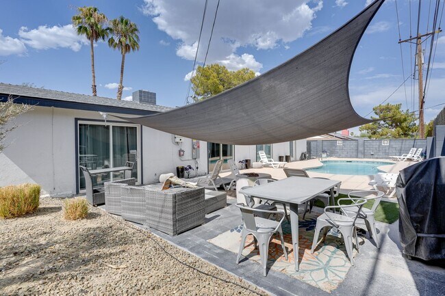 Building Photo - CUTE HOME IN 89169