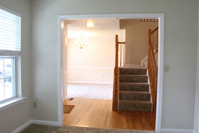 Building Photo - 64 Melanie Hollow Ln