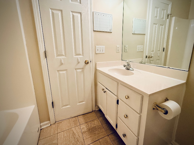 Building Photo - 8928 Asheville Dr