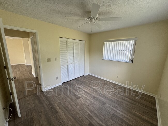 Building Photo - 144 Stafford Cir