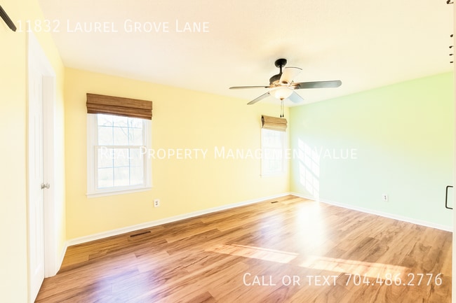 Building Photo - 11832 Laurel Grove Ln