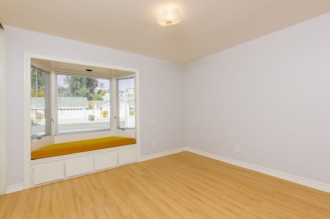 Building Photo - Mission Viejo Lease – 3 Bedrooms, 2 Bathrooms + Bonus Room