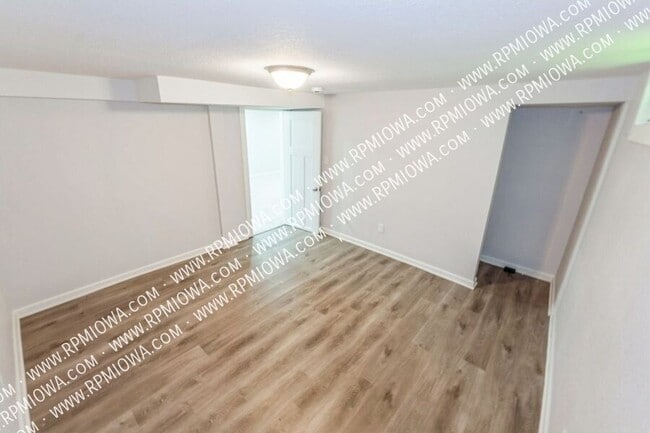 Building Photo - 1439 8th St