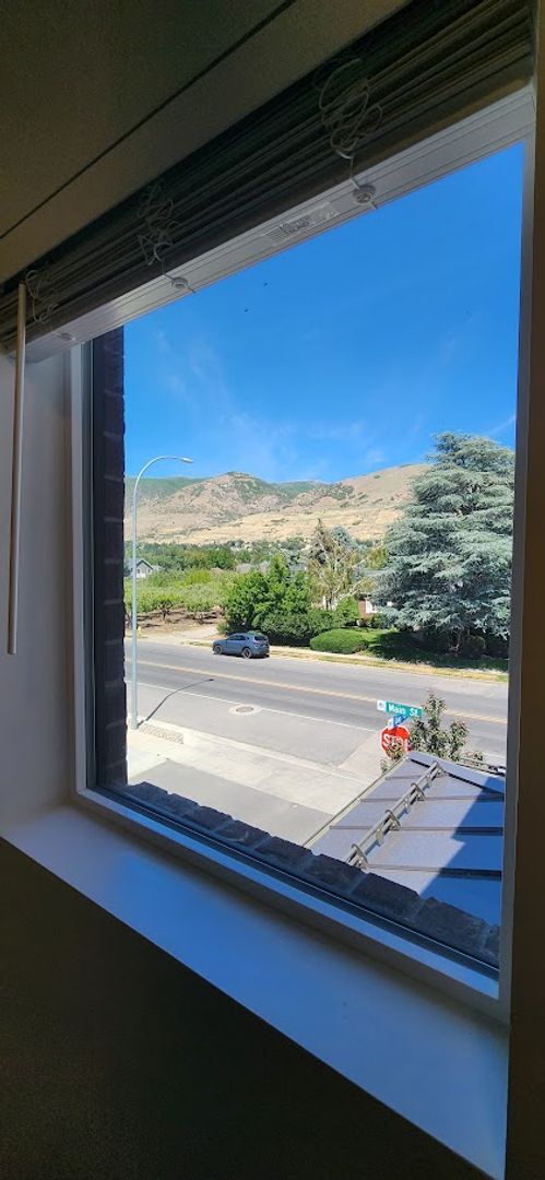 Building Photo - $2,000 OFF 4-bed, 3.5-bath Townhome Available Now!