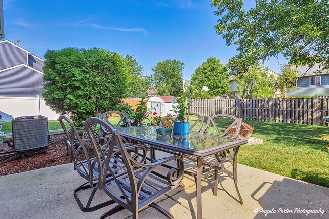 Building Photo - 2155 N Millstone Dr