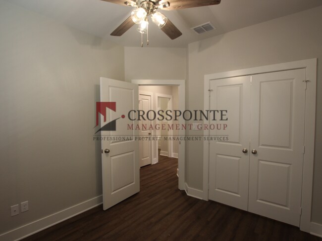 Building Photo - Luxury 3 Bedroom 2 Bath Townhomes in Bullard ISD!