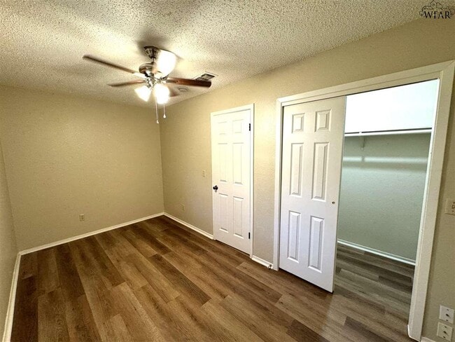 Building Photo - 2953 Stearns Ave