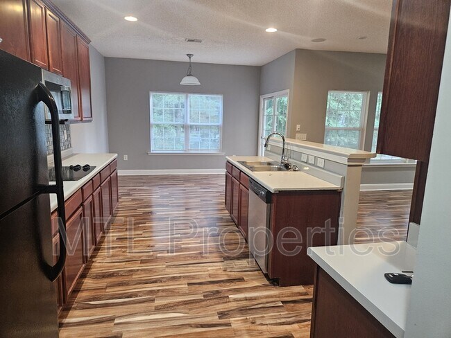 Building Photo - 302 Nanny Point Dr