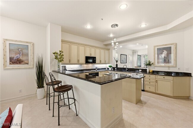 Building Photo - 2843 Tiburon Blvd E