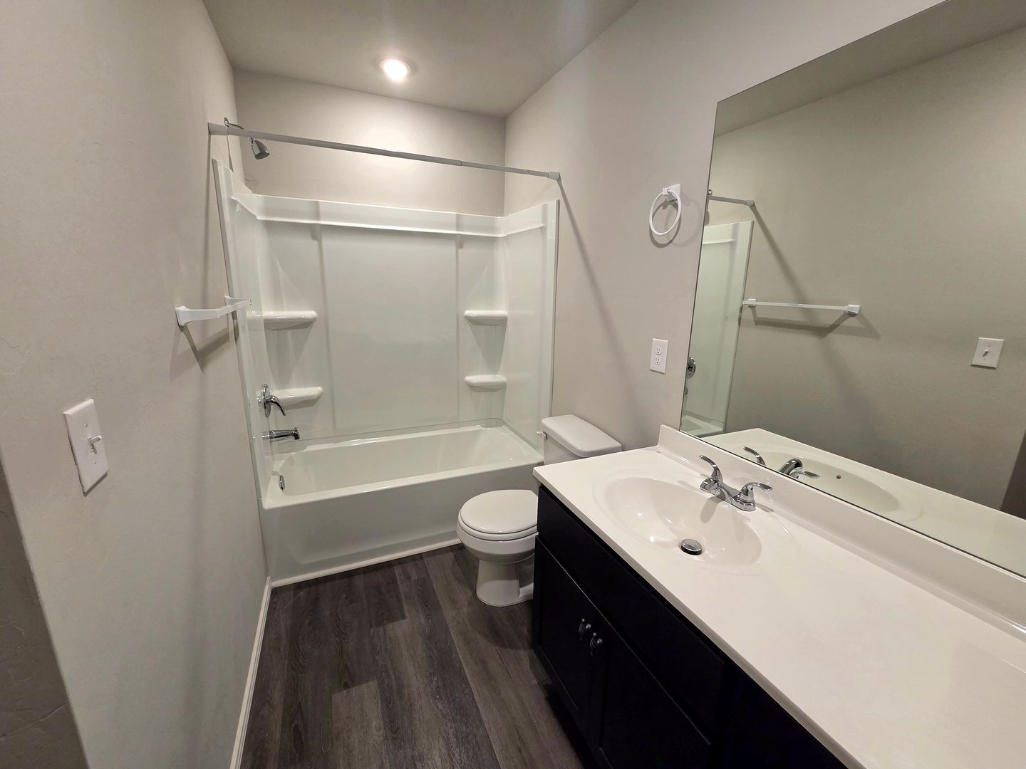 Building Photo - 9704 Saddle Dr