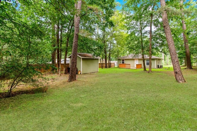 Building Photo - 10629 Royal Cavins Dr