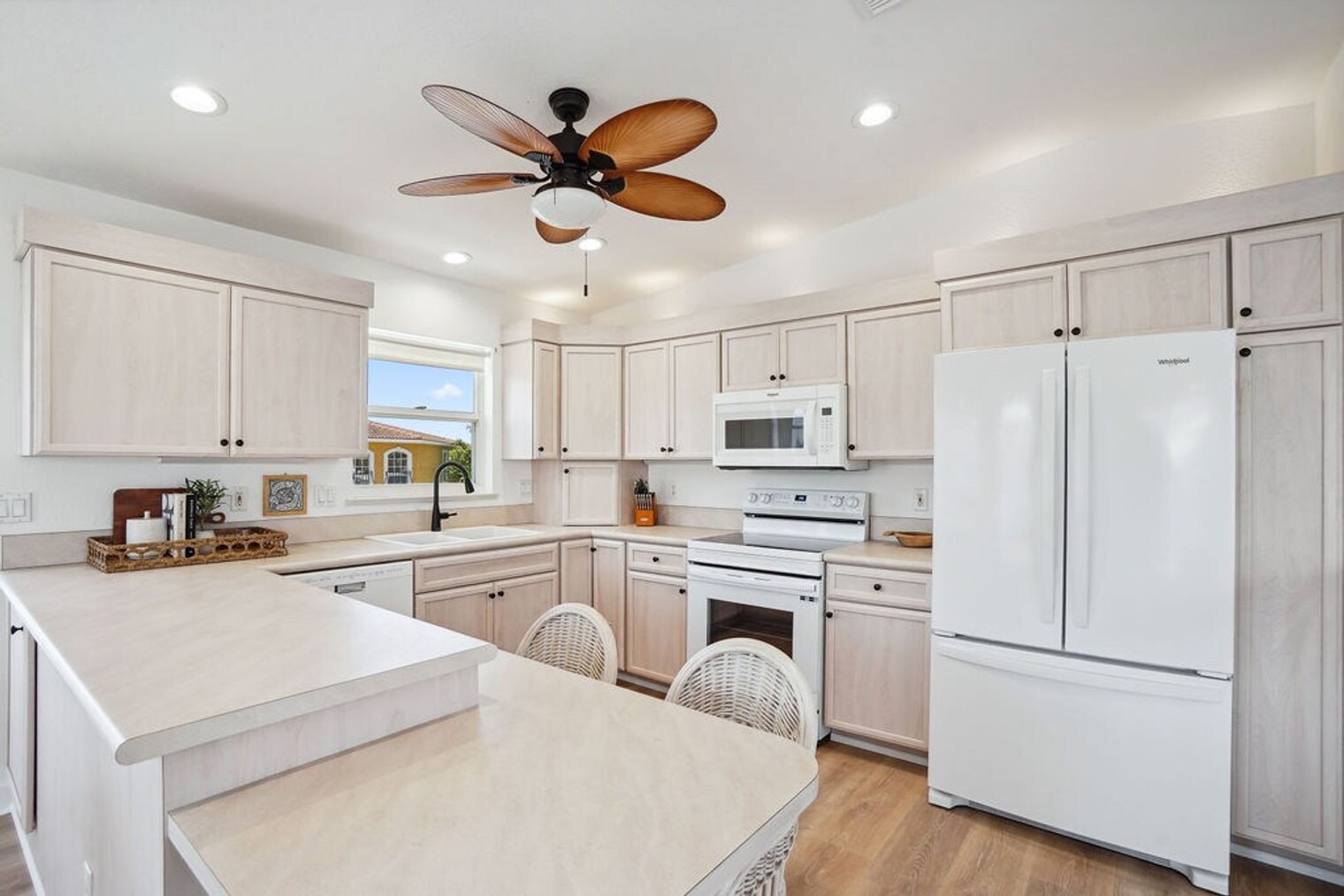 Building Photo - 1205 Nettles Blvd