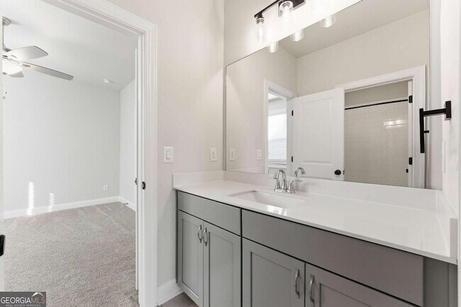 Building Photo - 5004 Bellmoore Park Ln