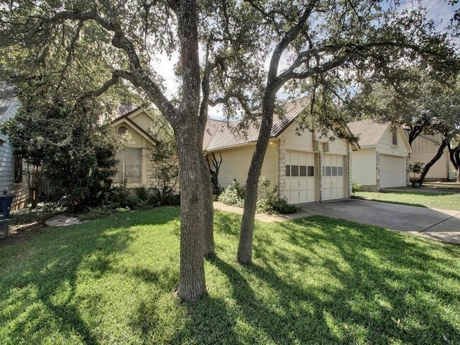 Building Photo - 6305 Evangeline Trail