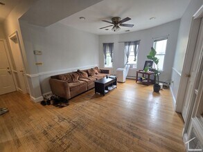 Building Photo - Newly Renovated 3 Bedroom Apartment With 2 Parking Spots Included Now Available!