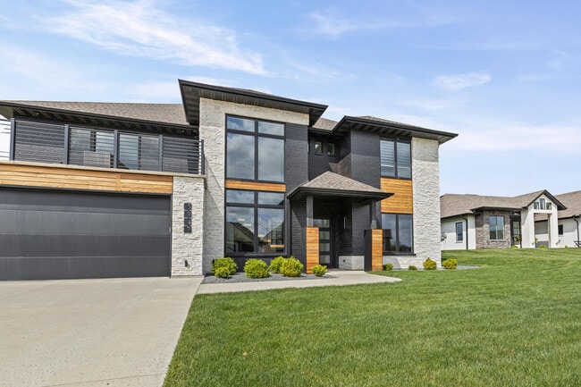 Building Photo - 5947 Screaming Eagle Ln