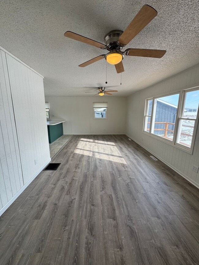 Building Photo - 2341 County Rd 269