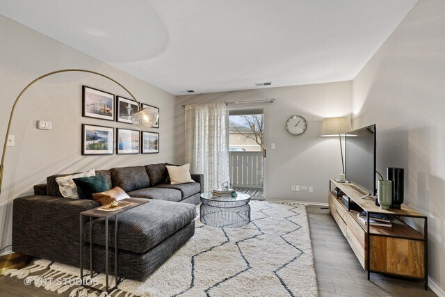 Building Photo - 1601 Buttonwood Cir