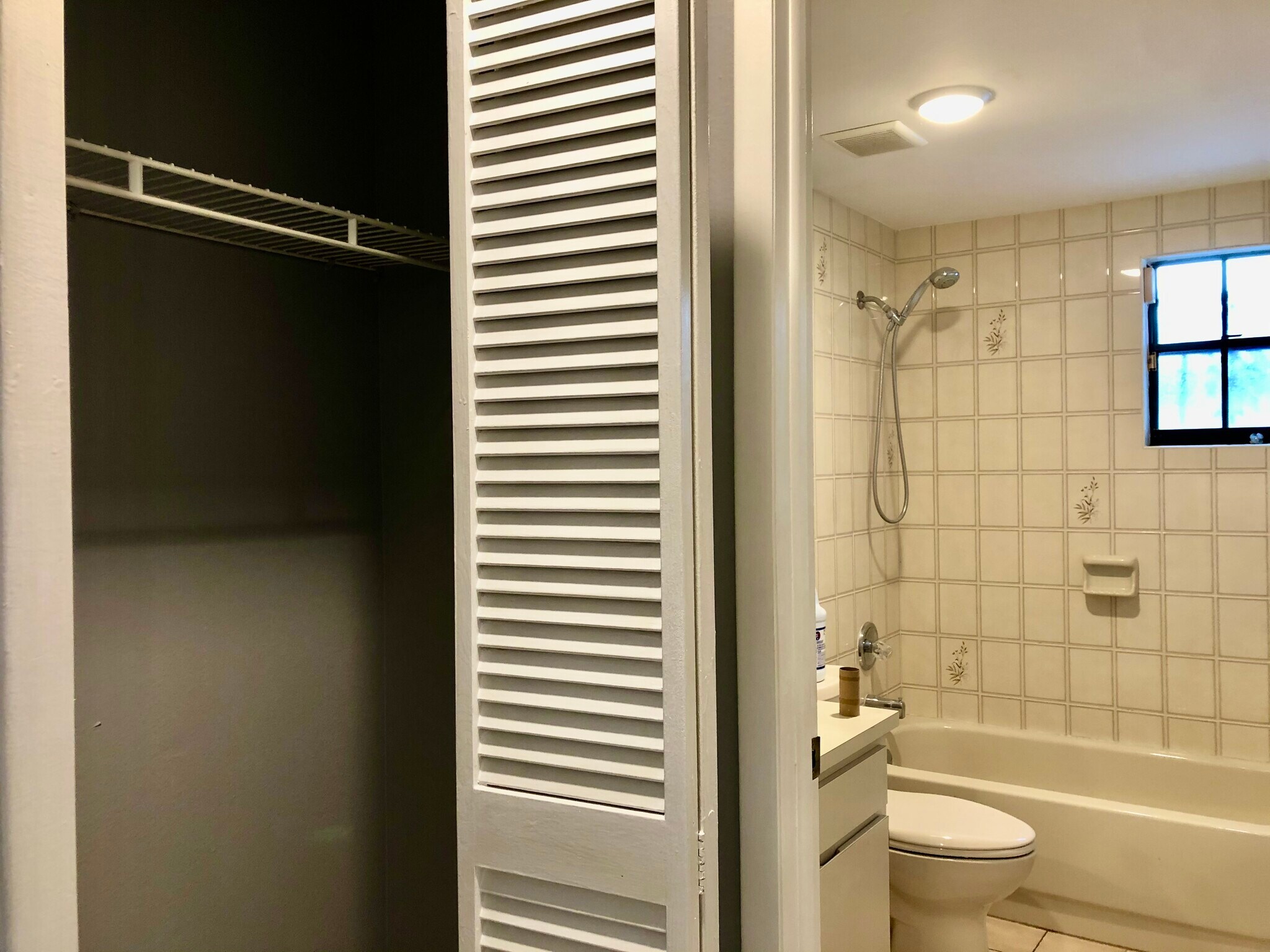 Building Photo - 3021 W Braddock St