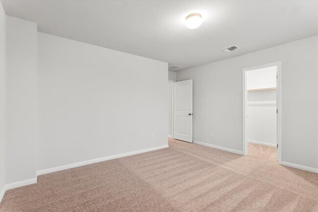 Building Photo - 320 Windstar Rd