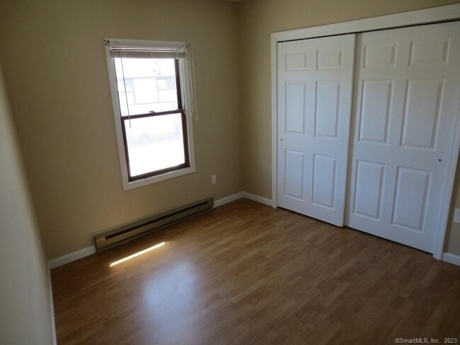 Building Photo - 7 Brookdale St