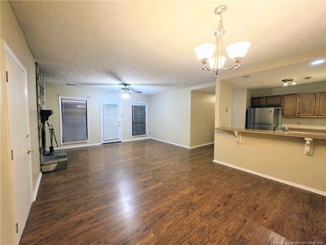 Building Photo - 1861 Tryon Dr