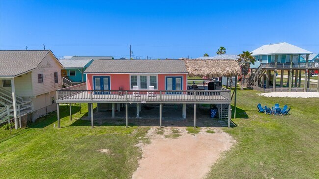 Building Photo - 610 Surf Dr