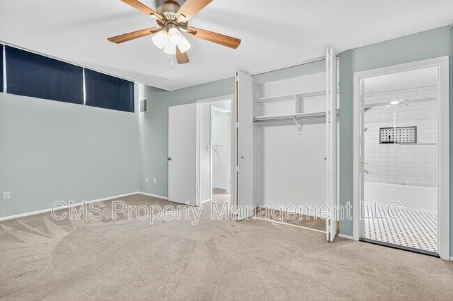 Building Photo - 14 Carol Ct