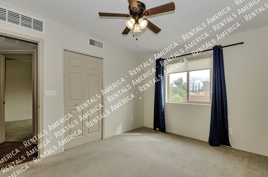 Building Photo - 2974 N Cardell Cir