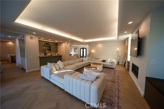 Building Photo - 17437 Oak Creek Ct