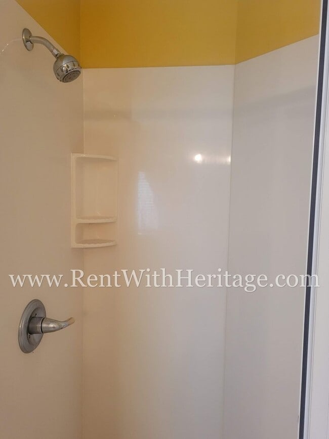 Building Photo - Gorgeous 3-Story Brick Home / 2 Fireplaces / Full Finished Basement / Chapel Hill Schools