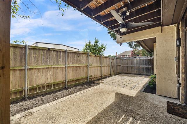 Building Photo - 1818 Highbrook Ct