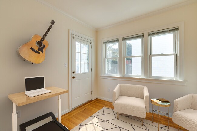 Bonus Room Up- virtually staged - 1466 14th Ave
