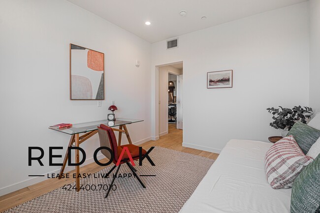 Building Photo - 1333 Orange Grove Ave