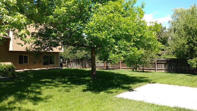 Building Photo - 2900 Eindborough Dr