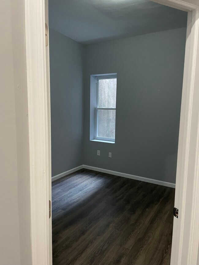 Building Photo - Blue Door