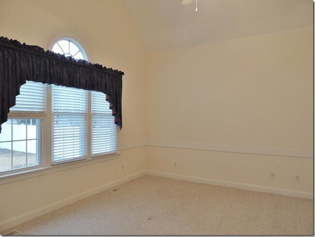 Building Photo - 4501 Chandler Dr N